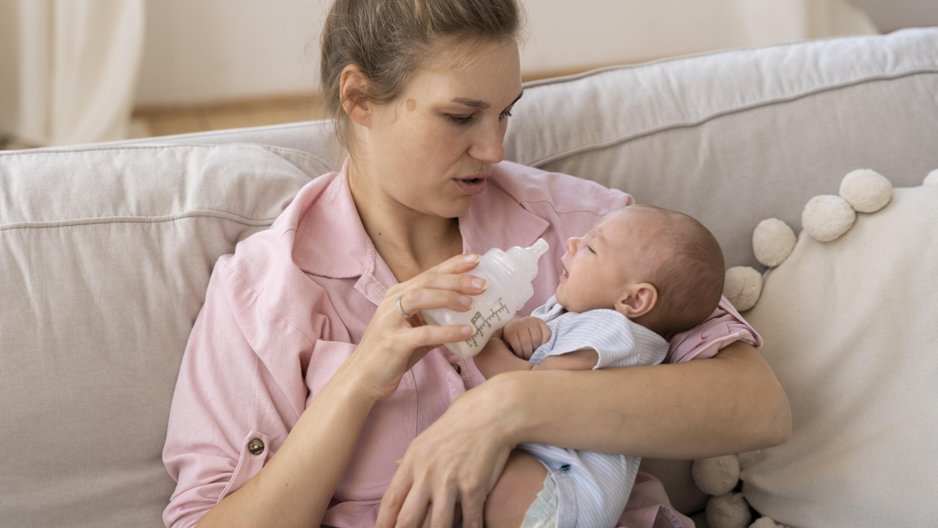 Hydrolysat de protéines de lait de vache : réponse sur mesure pour les nourrissons sensibles